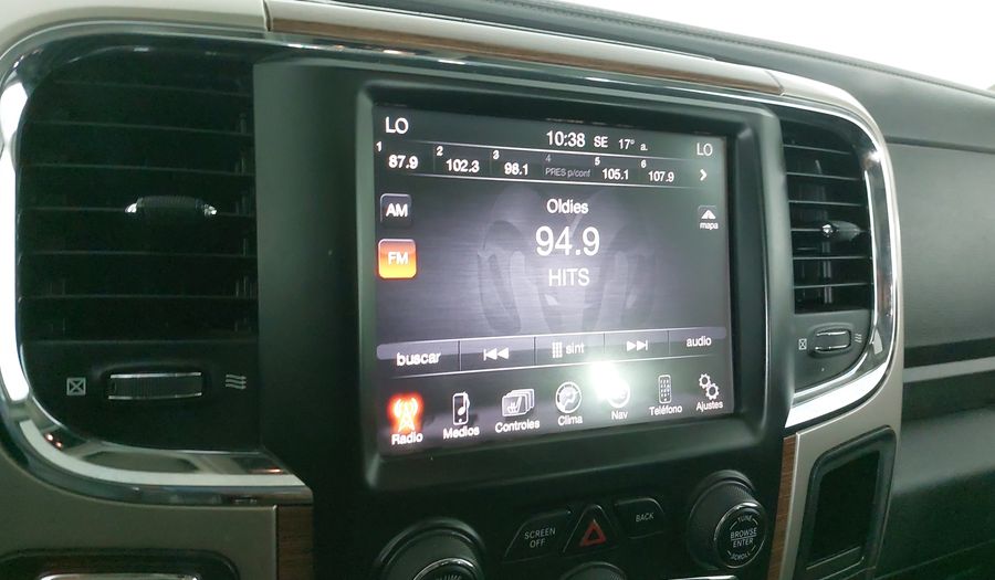 Ram 2500 5.7 CREW CAB LARAMIE 4WD Pickup 2015
