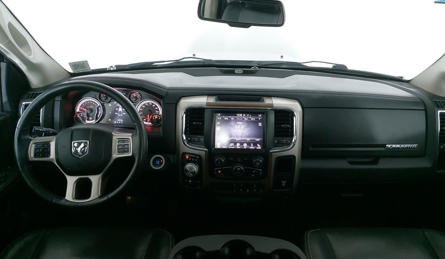 Ram 2500 5.7 CREW CAB LARAMIE 4WD Pickup 2015