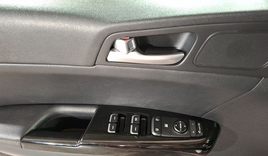Kia Sportage 2.4 SXL AT Suv 2017