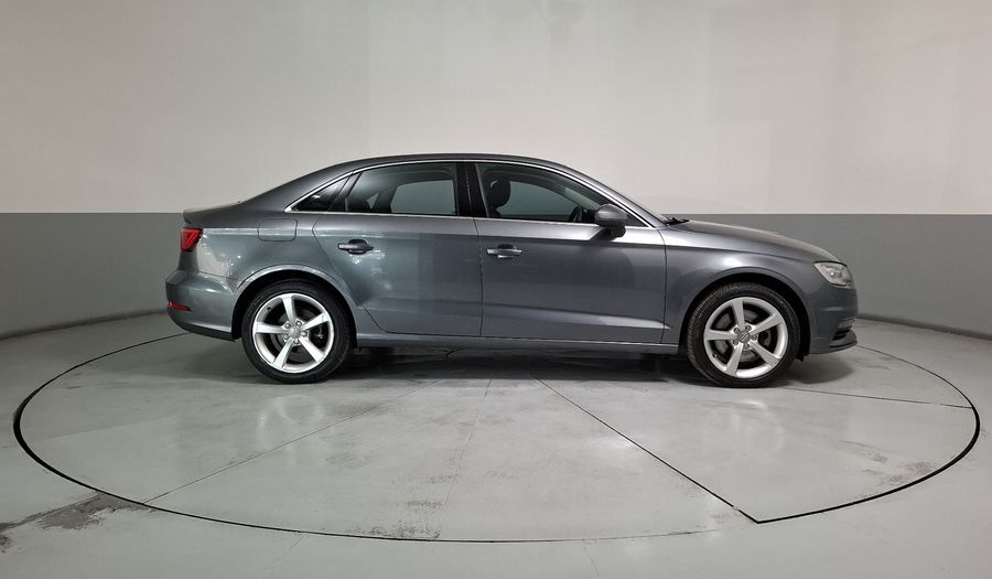 Audi A3 1.8 TFSI ATTRACTION S TRONIC Sedan 2015