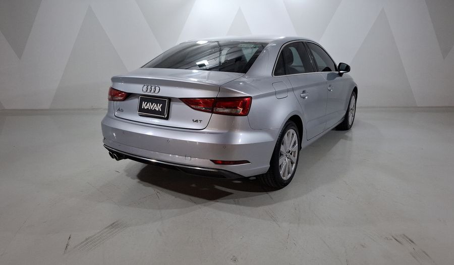 Audi A3 1.4 SELECT DCT Sedan 2018