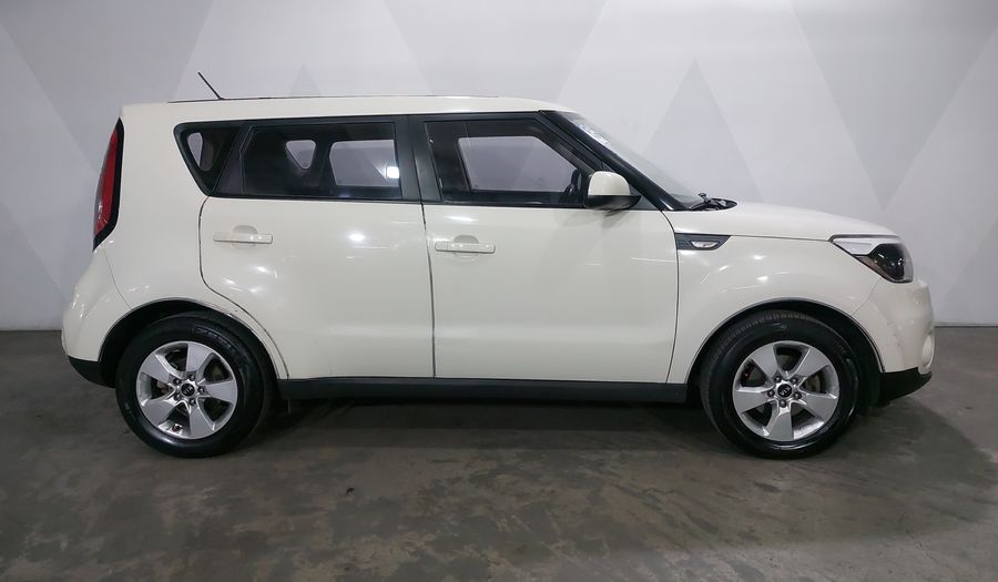 Kia Soul 1.6 LX AT Hatchback 2017