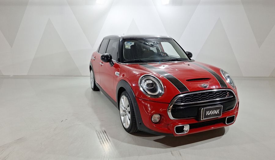 Mini Cooper S 2.0 COOPER CHILI DCT Hatchback 2019