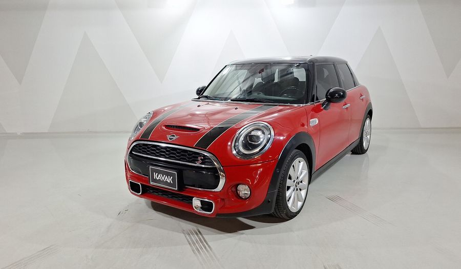 Mini Cooper S 2.0 COOPER CHILI DCT Hatchback 2019