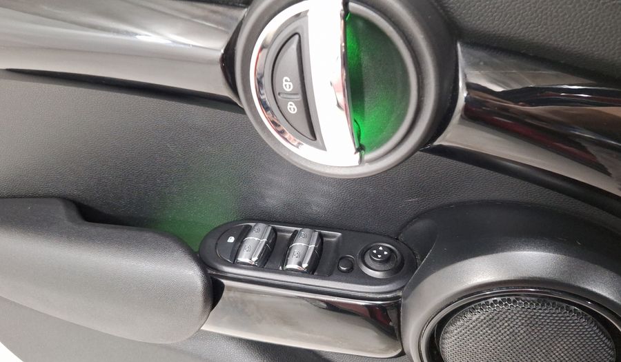 Mini Cooper S 2.0 COOPER CHILI DCT Hatchback 2019