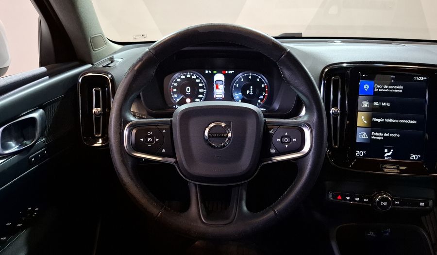 Volvo Xc40 2.0 T4 MOMENTUM AUTO Suv 2021
