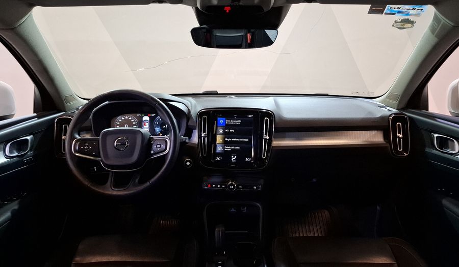 Volvo Xc40 2.0 T4 MOMENTUM AUTO Suv 2021