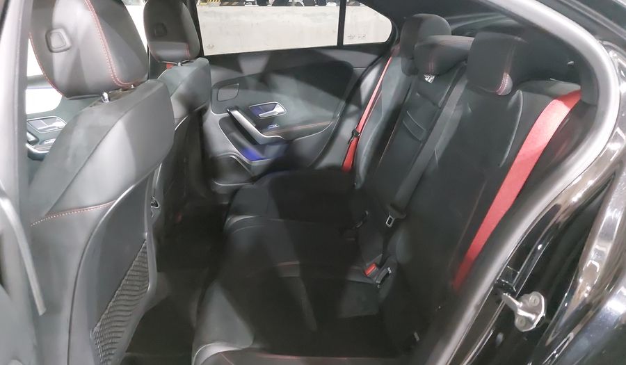 Mercedes Benz Clase A 2.0 MERCEDES-AMG 35 DCT 4MATIC Sedan 2022