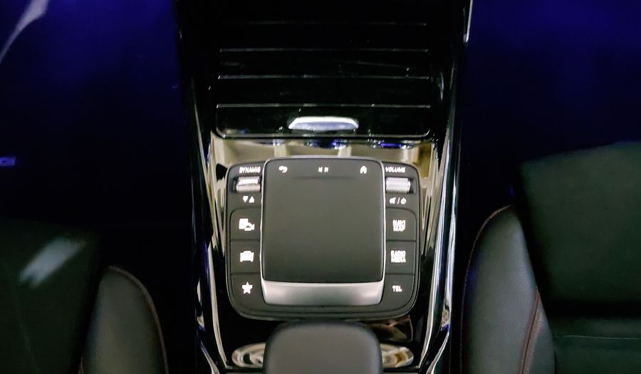 Mercedes Benz Clase A 2.0 MERCEDES-AMG 35 DCT 4MATIC Sedan 2022