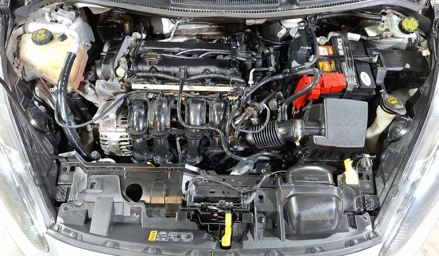 Ford Fiesta 1.6 S MT Sedan 2017
