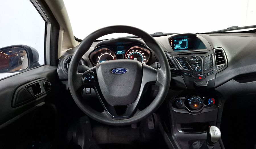 Ford Fiesta 1.6 S MT Sedan 2017