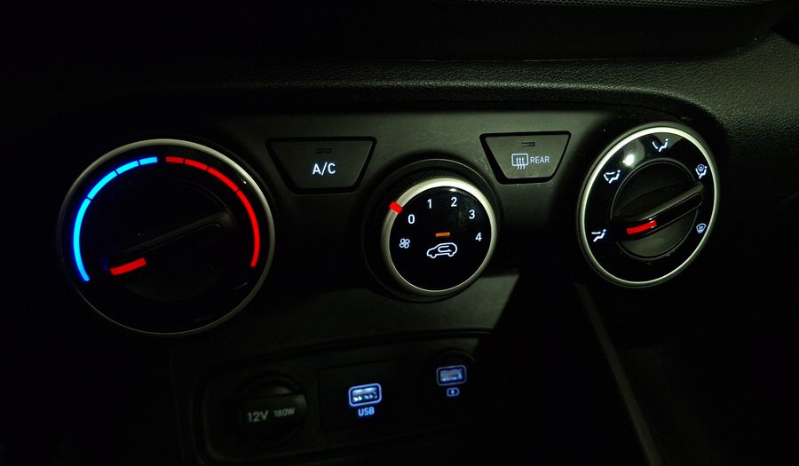 Hyundai Venue 1.6 PLUS Suv 2021