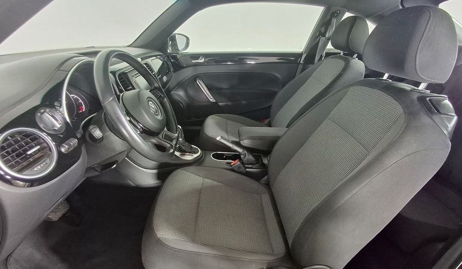 Volkswagen Beetle 1.4 TSI DSG DESIGN Hatchback 2015