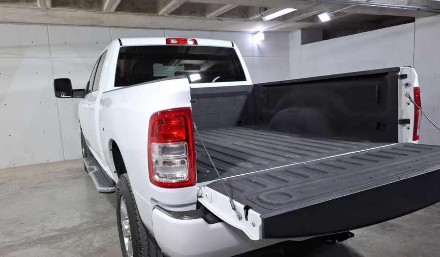 Ram 2500 6.4 HD BIGHORN CREW CAB 4WD V8 AUTO Pickup 2023