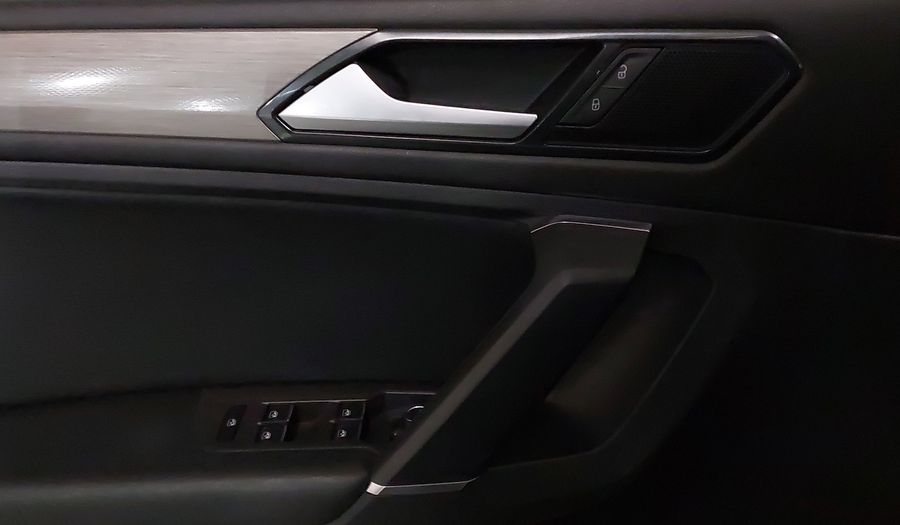 Volkswagen Tiguan 1.4 COMFORTLINE PIEL DCT Suv 2018