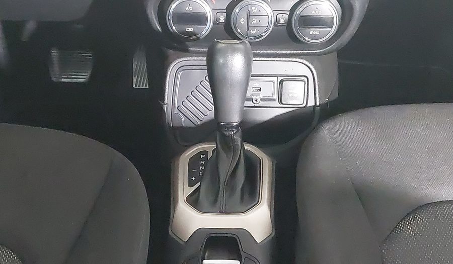 Jeep Renegade LONGITUDE Suv 2016