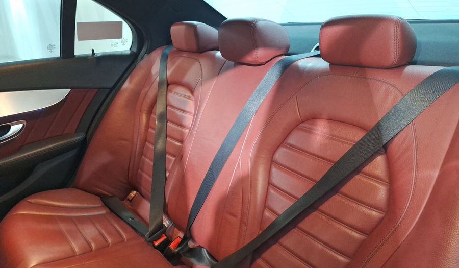 Mercedes Benz Clase C 2.0 250 CGI SPORT AT Sedan 2016