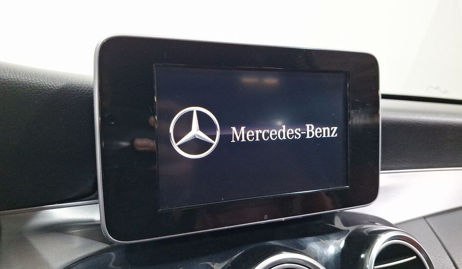 Mercedes Benz Clase C 2.0 250 CGI SPORT AT Sedan 2016
