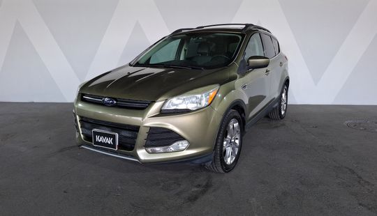 Ford • Escape