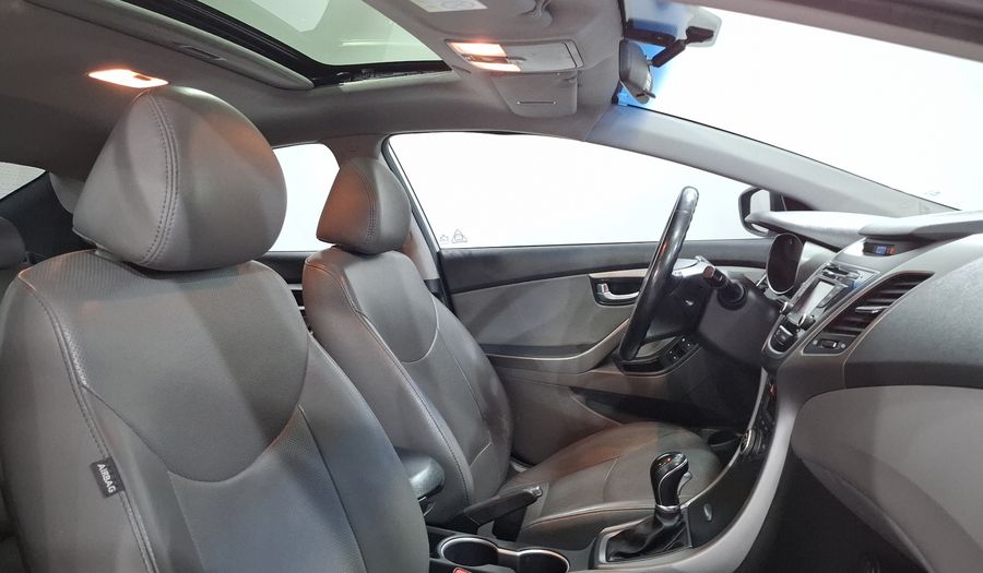 Hyundai Elantra 1.8 LIMITED TECH AT Sedan 2015