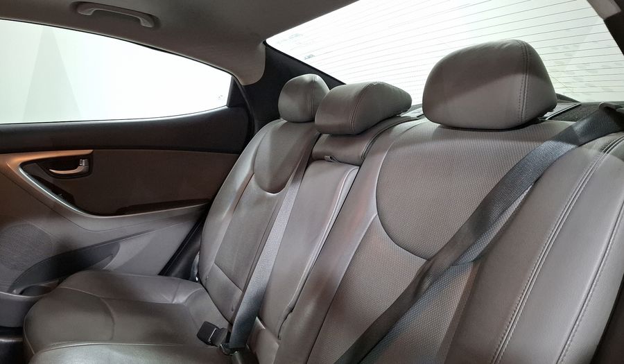 Hyundai Elantra 1.8 LIMITED TECH AT Sedan 2015