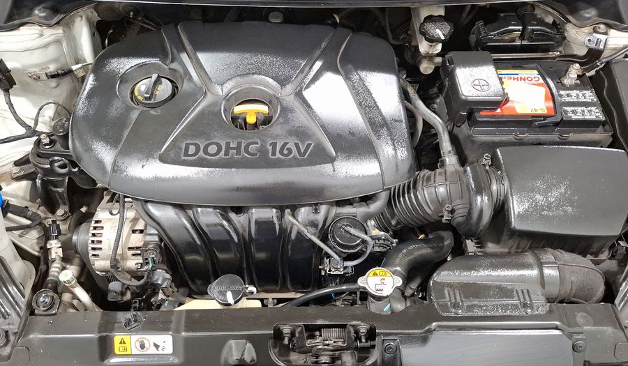 Hyundai Elantra 1.8 LIMITED TECH AT Sedan 2015