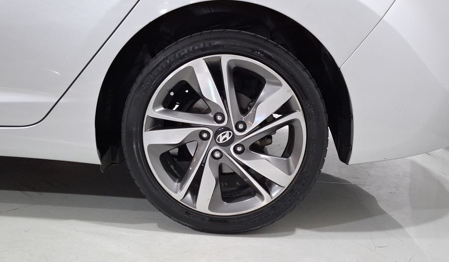 Hyundai Elantra 1.8 LIMITED TECH AT Sedan 2015