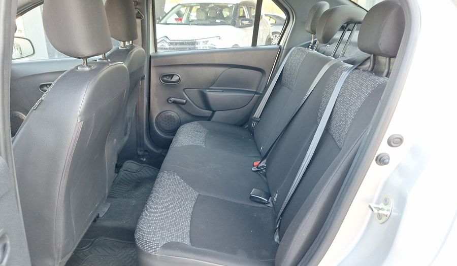 Renault Symbol 1.6 ZEN Sedan 2022