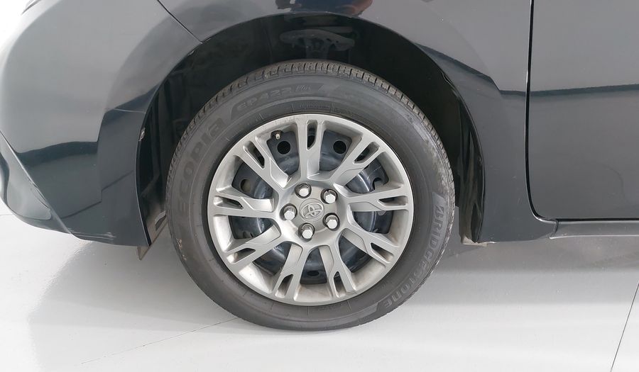 Toyota Corolla 1.8 BASE MT Sedan 2015