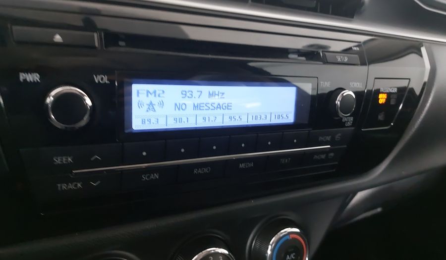 Toyota Corolla 1.8 BASE MT Sedan 2015