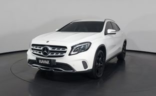 Mercedes Benz • GLA 200