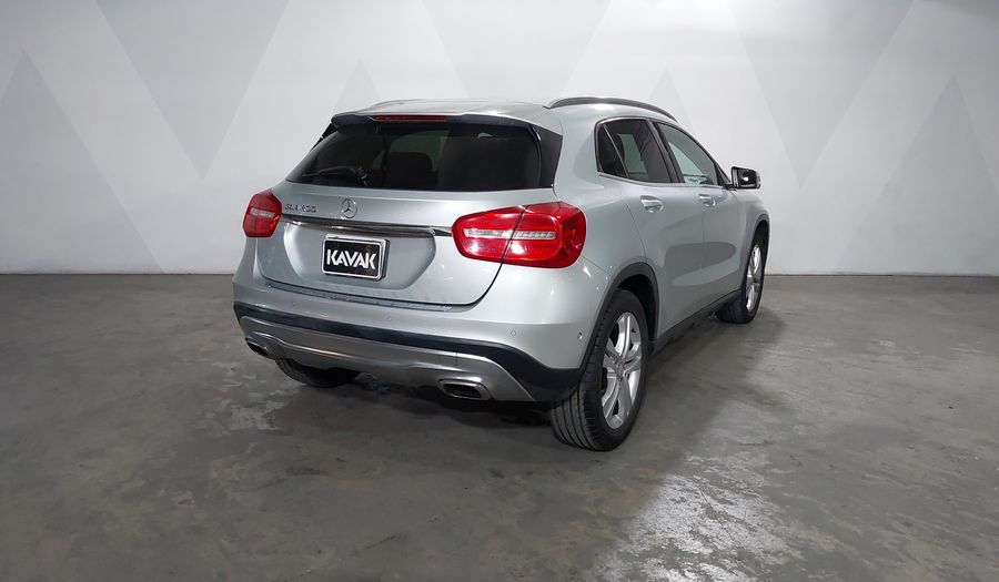 Mercedes Benz Clase Gla 1.6 GLA 200 CGI SPORT Suv 2016