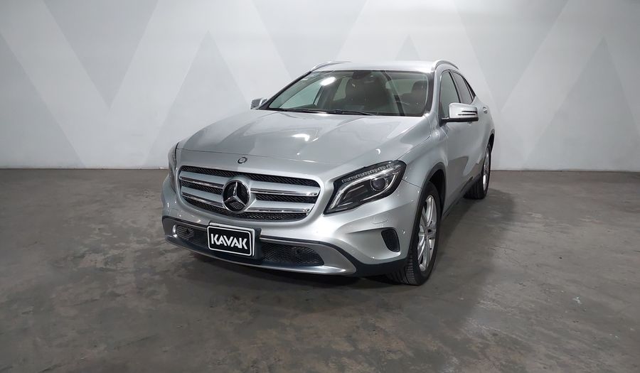 Mercedes Benz Clase Gla 1.6 GLA 200 CGI SPORT Suv 2016