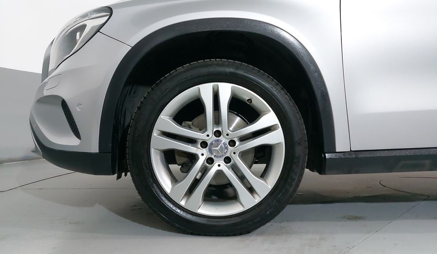 Mercedes Benz Clase Gla 1.6 GLA 200 CGI SPORT Suv 2016