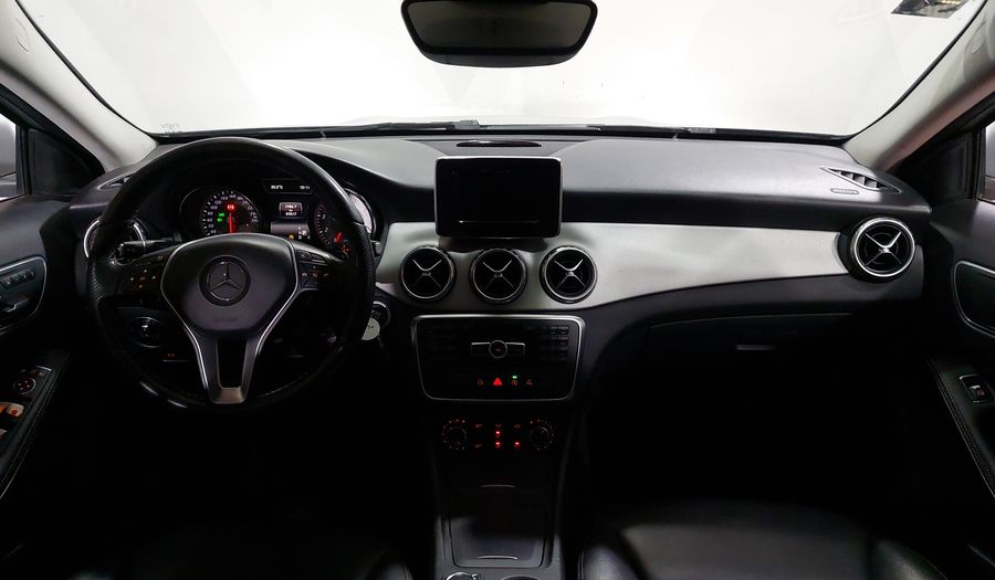 Mercedes Benz Clase Gla 1.6 GLA 200 CGI SPORT Suv 2016