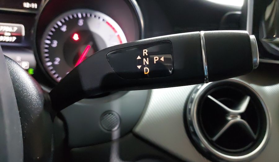 Mercedes Benz Clase Gla 1.6 GLA 200 CGI SPORT Suv 2016