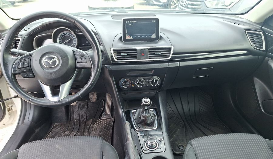Mazda 3 2.0 SKYACTIV-G V Sedan 2015