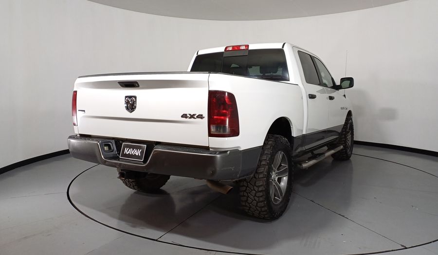 Ram 2500 5.7 CREW CAB SLT TRABAJO 4X4 V8 6AT Pickup 2018