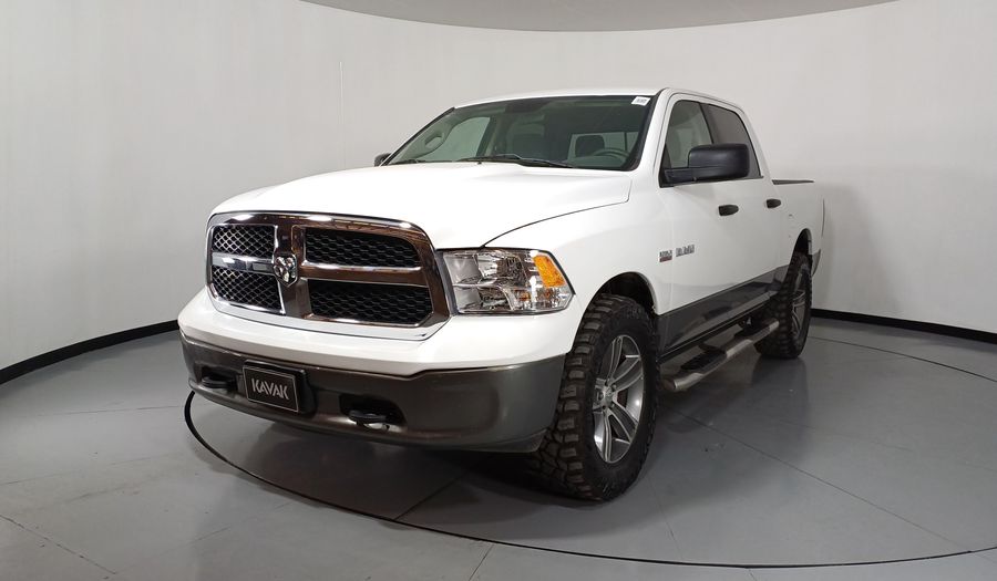 Ram 2500 5.7 CREW CAB SLT TRABAJO 4X4 V8 6AT Pickup 2018
