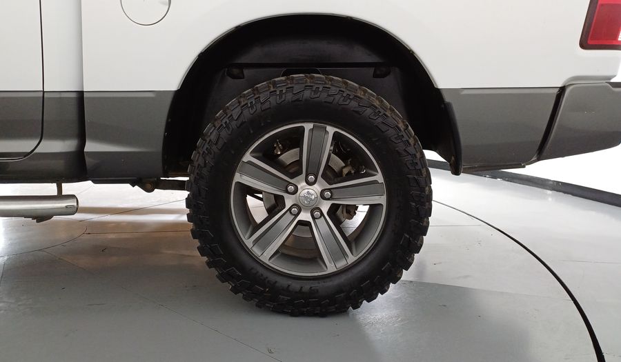 Ram 2500 5.7 CREW CAB SLT TRABAJO 4X4 V8 6AT Pickup 2018