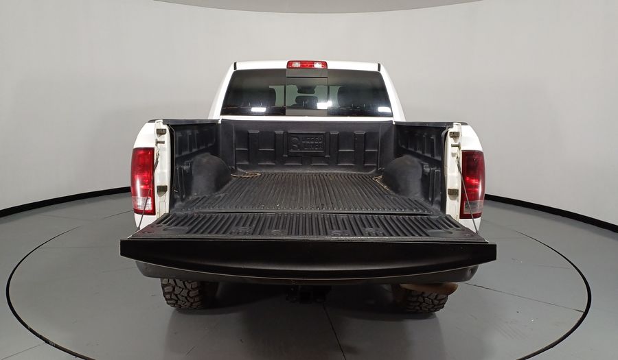 Ram 2500 5.7 CREW CAB SLT TRABAJO 4X4 V8 6AT Pickup 2018
