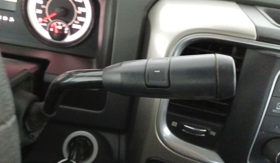 Ram 2500 5.7 CREW CAB SLT TRABAJO 4X4 V8 6AT Pickup 2018