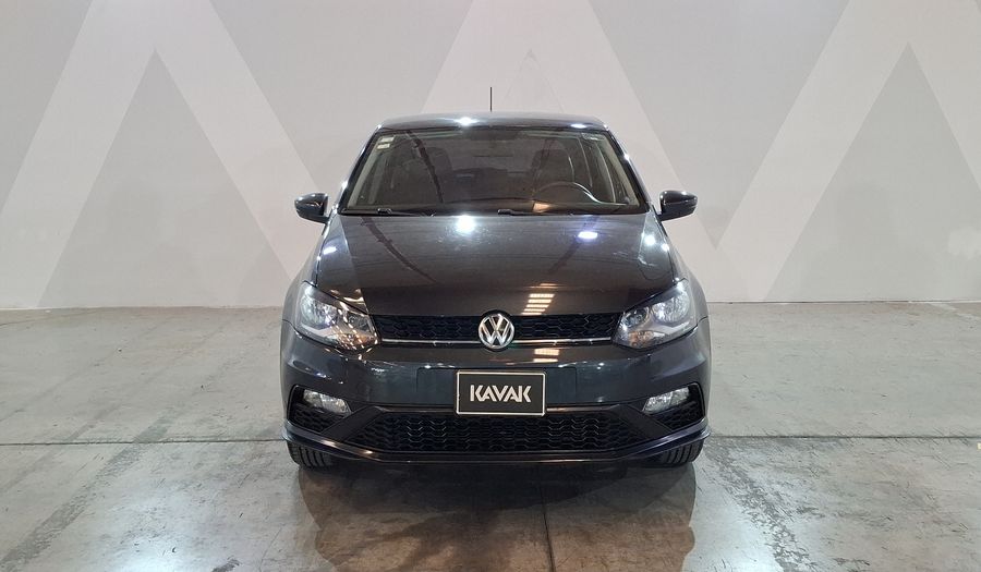 Volkswagen Polo 1.6 COMFORTLINE PLUS AUTO Hatchback 2021