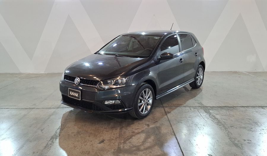 Volkswagen Polo 1.6 COMFORTLINE PLUS AUTO Hatchback 2021