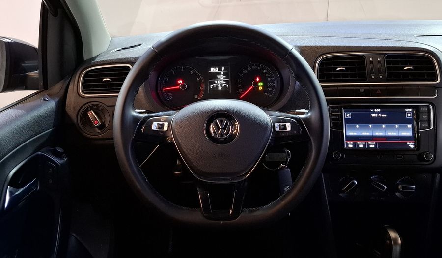 Volkswagen Polo 1.6 COMFORTLINE PLUS AUTO Hatchback 2021