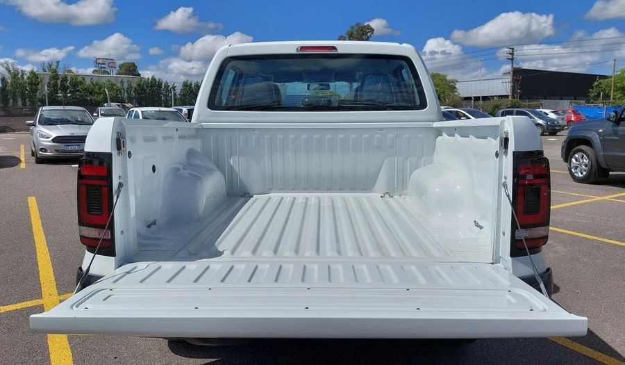 Volkswagen Amarok 2.0 TDI TRENDLINE G2 4X2 MY25 Pickup 2025