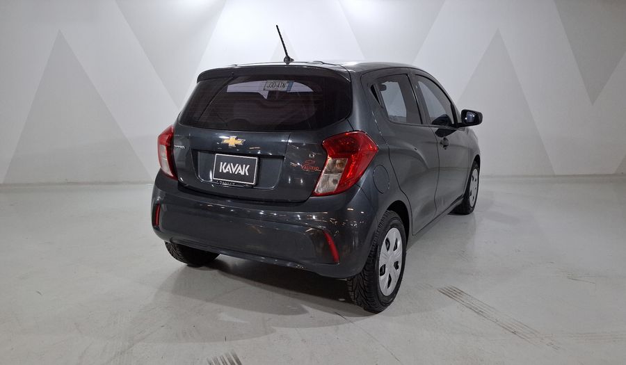 Chevrolet Spark 1.4 LT F AUTO Hatchback 2018
