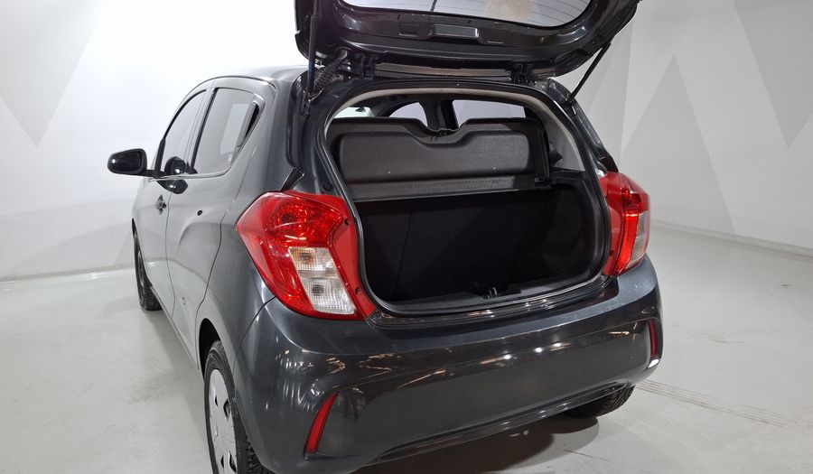 Chevrolet Spark 1.4 LT F AUTO Hatchback 2018