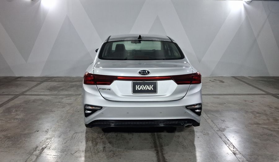 Kia Forte 2.0 EX IVT Sedan 2020