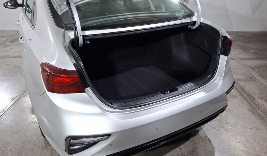 Kia Forte 2.0 EX IVT Sedan 2020